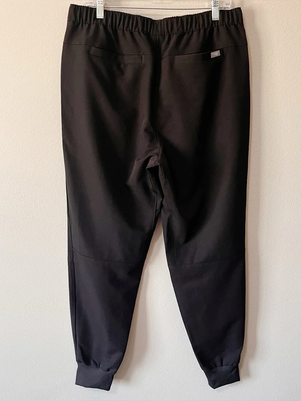 Figs NWT Men's Tansen Jogger Scrub Pants Black Size Large Regular Medical Nurse